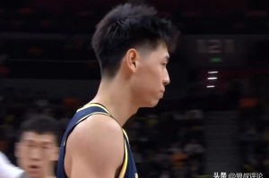 加盟广东首秀！崔永熙5中1得2分3板 单挑赵继伟后仰跳投+追身大帽