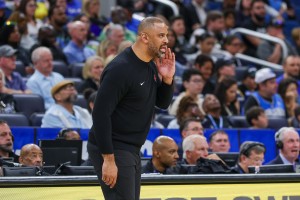 乐鱼网页版-乌度卡表示不补强控卫 火箭真的要放弃本赛季吗 实则另有起因